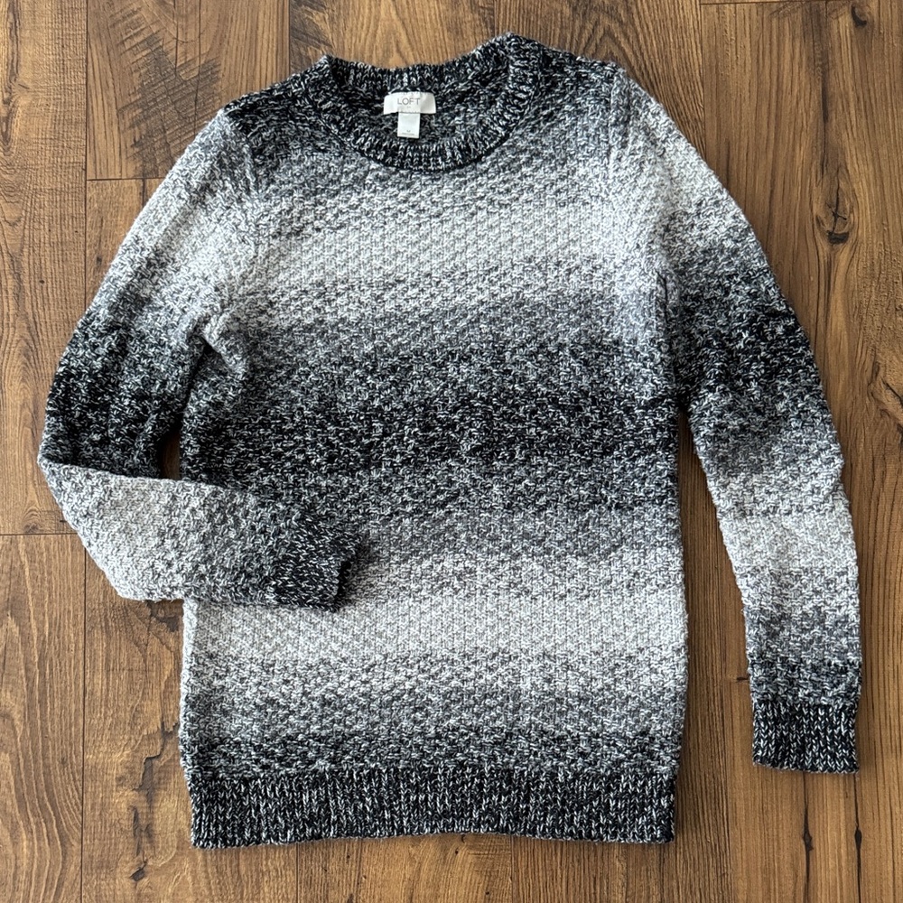 Loft women’s grey sweater, size medium